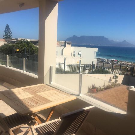 2Whitewaters Bloubergstrand Homestay Экстерьер фото